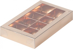 Коробка на 8 конфет 19 см*11 см*3 см с пластиковой крышкой Золото